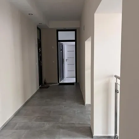 One Step - Center With Self Check-in Apartment Szombathely