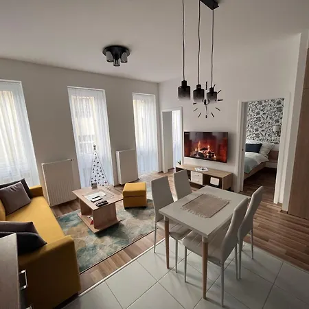 One Step - Center With Self Check-in Apartment Szombathely